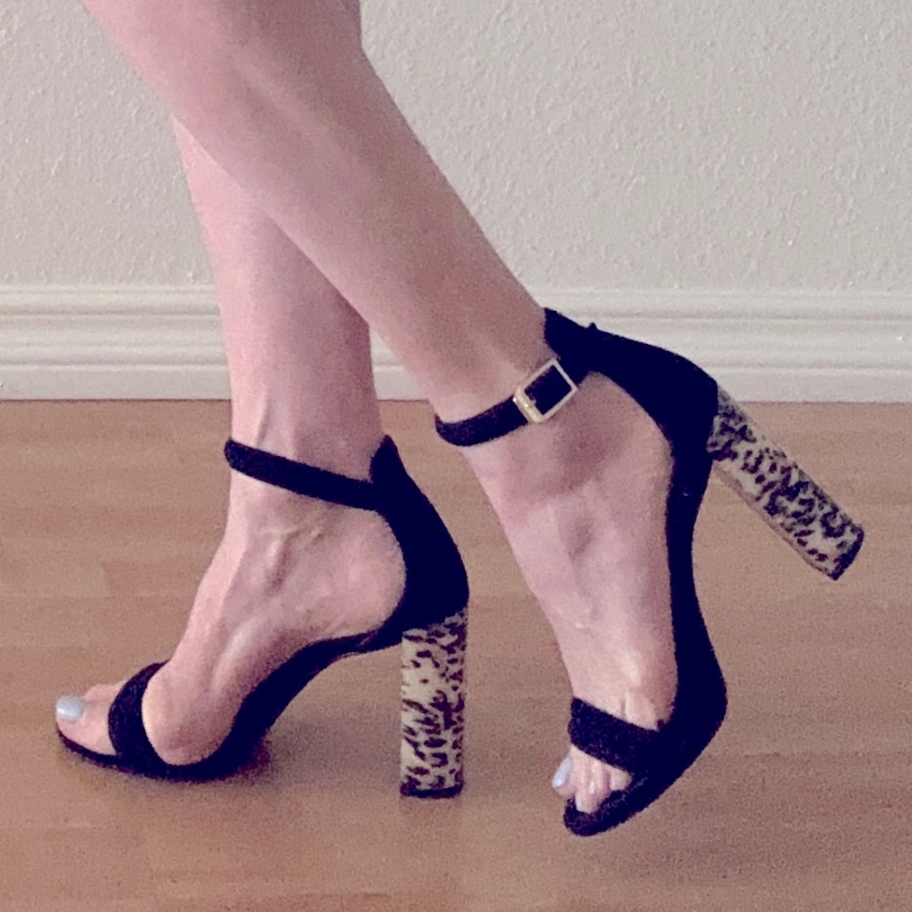 Kenneth Cole New York Strappy Sandals Black Suede 7.5 $150 shoes